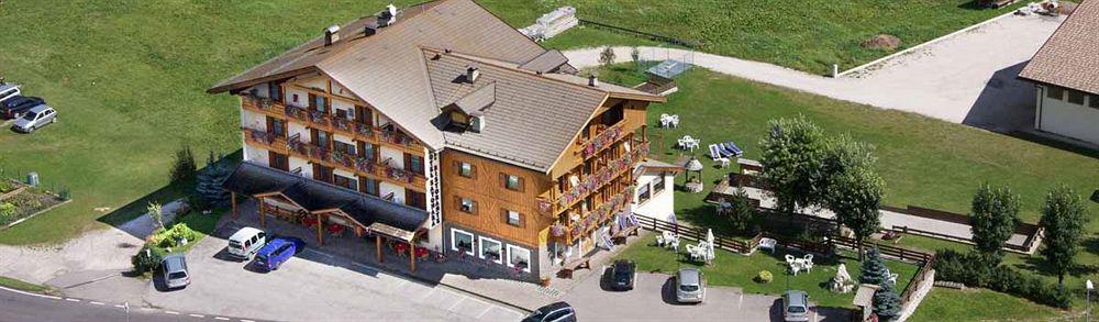 Wellness Hotel Dolomia Сорага Экстерьер фото