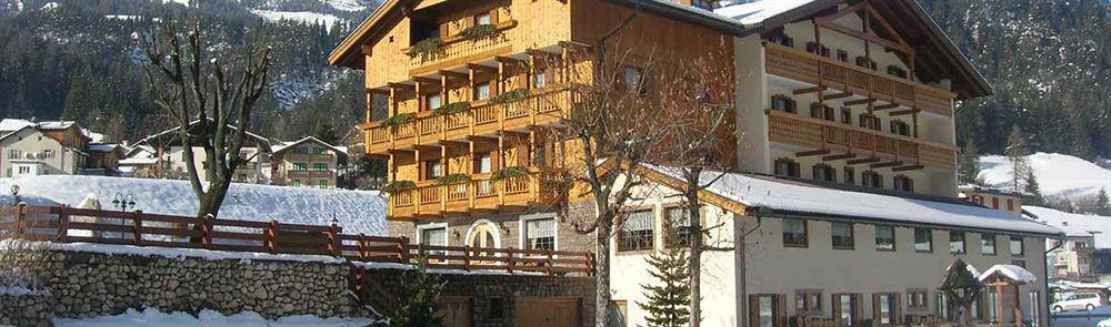 Wellness Hotel Dolomia Сорага Экстерьер фото